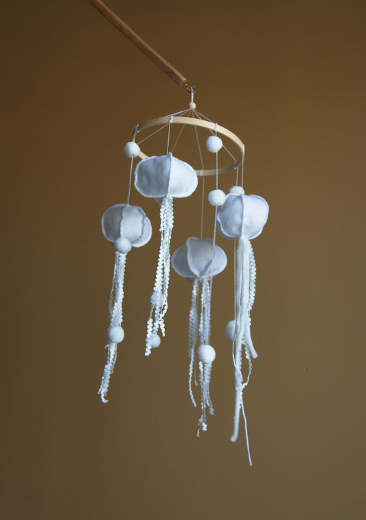Felt Jellyfish Mobile for Baby Nursery – White Ocean Baby Decor Hanging