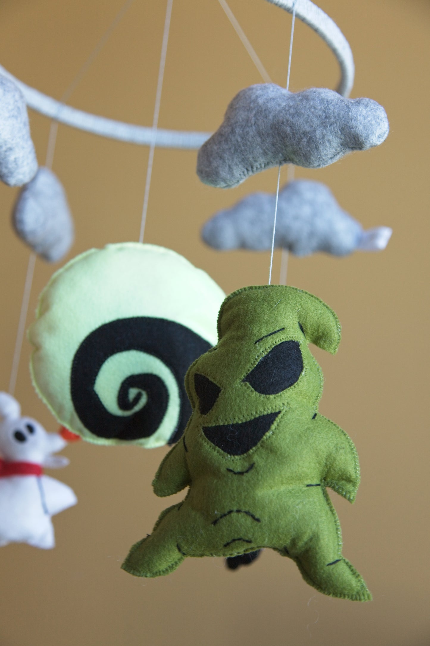 Halloween Encantado, móbile de berço