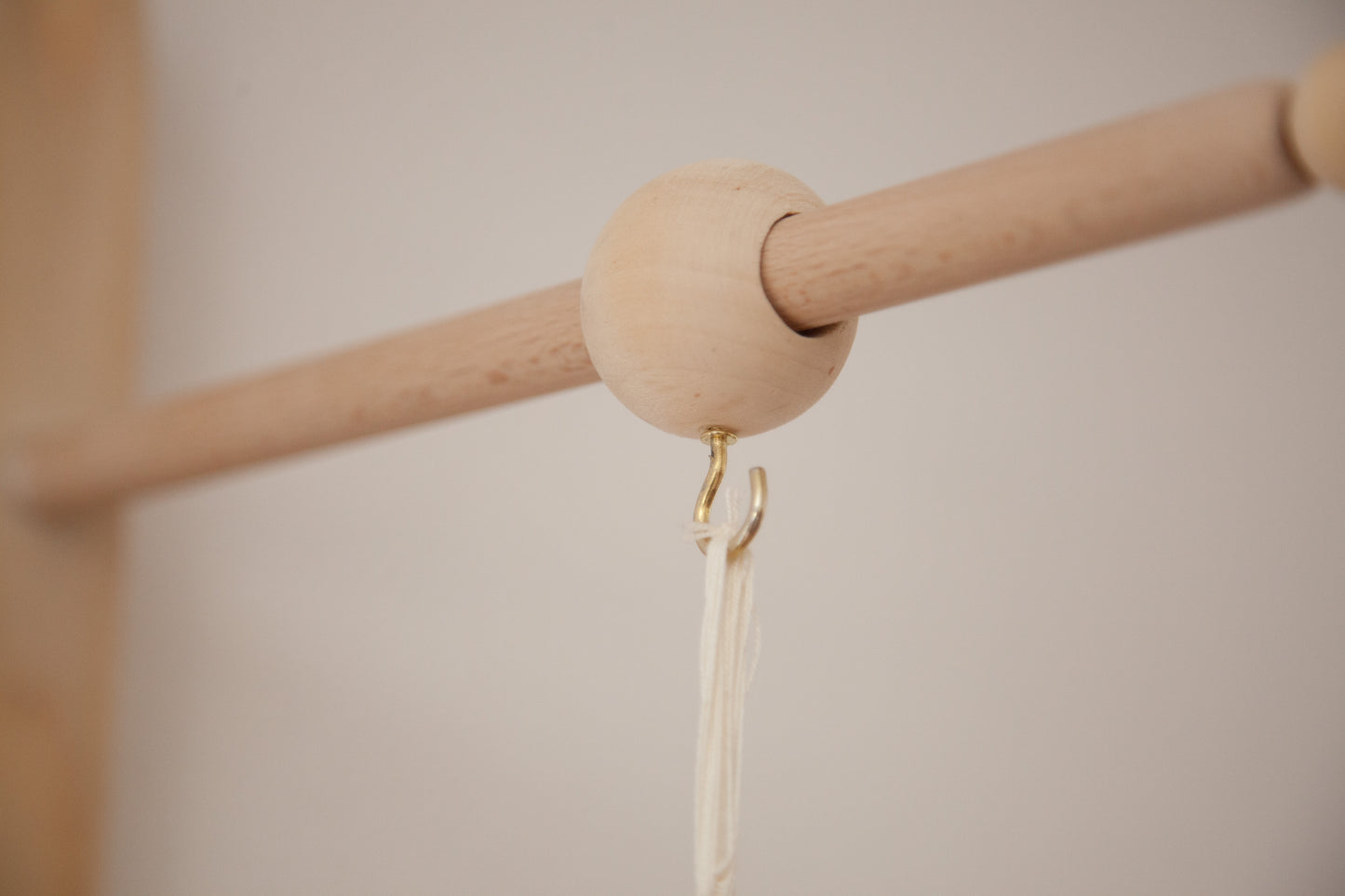 Suporte de Madeira Ajustável